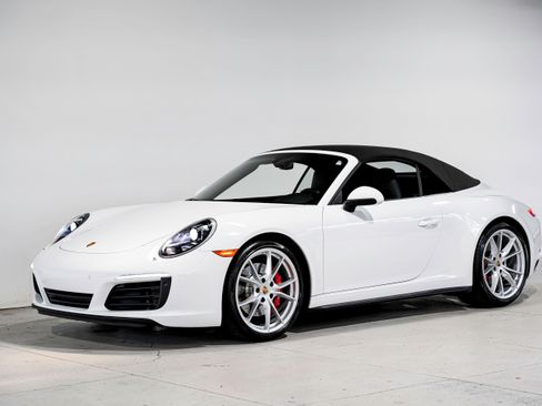 Used 2017 Porsche 911 Carrera 4S image 6