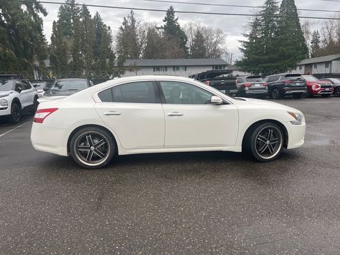 Used 2011 Nissan Maxima 3.5 SV w/ Sport Pkg image 6
