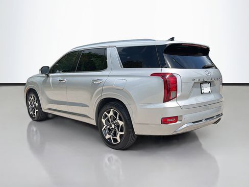 Used 2022 Hyundai Palisade Calligraphy FWD image 3
