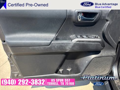 Used 2023 Toyota Tacoma TRD Sport w/ Technology Package AWD/4WD image 19