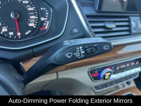 Used 2022 Audi Q5 2.0T Premium w/ Convenience Package image 16