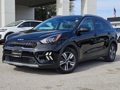 Used 2022 Kia Niro LXS