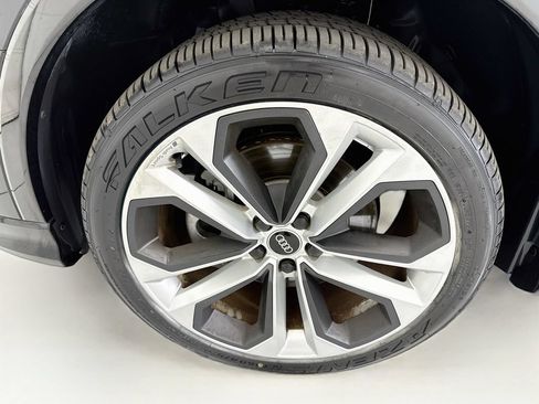 Used 2021 Audi Q3 2.0T Premium Plus w/ Premium Plus Package AWD/4WD image 29