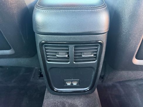 Used 2017 Dodge Charger R/T w/ Blacktop Package image 20