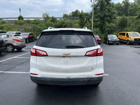 Used 2018 Chevrolet Equinox LT w/ Sun & Infotainment Package FWD image 6