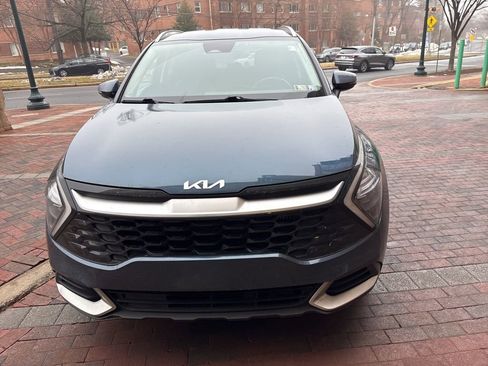 Certified 2023 Kia Sportage EX image 8