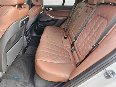 Used 2026 BMW X5 xDrive40i w/ M Sport Package AWD/4WD image 16
