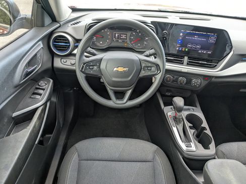 Used 2024 Chevrolet Trax LS w/ Driver Confidence Package image 15