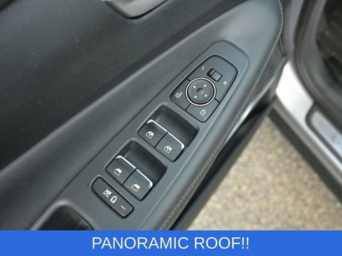 Used 2020 Hyundai Santa Fe Limited AWD/4WD image 15