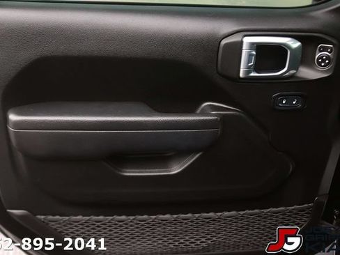 Used 2023 Jeep Wrangler Sport AWD/4WD image 12