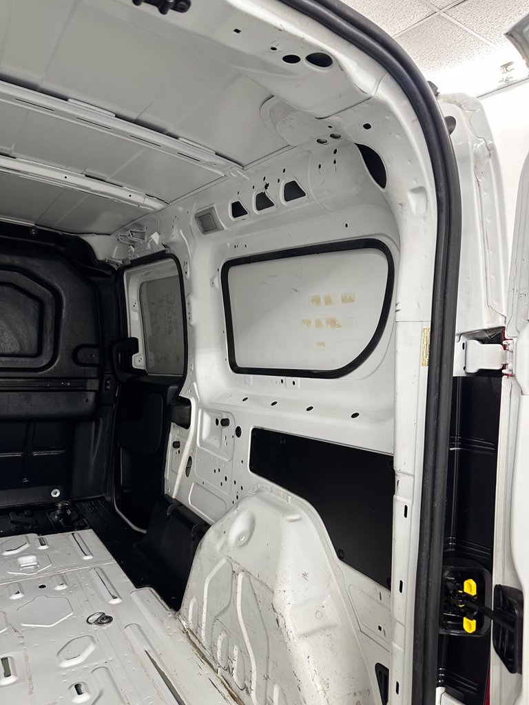 Used 2022 RAM ProMaster City Tradesman FWD image 28