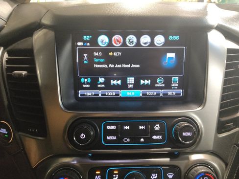 Used 2019 Chevrolet Tahoe Premier AWD/4WD image 25