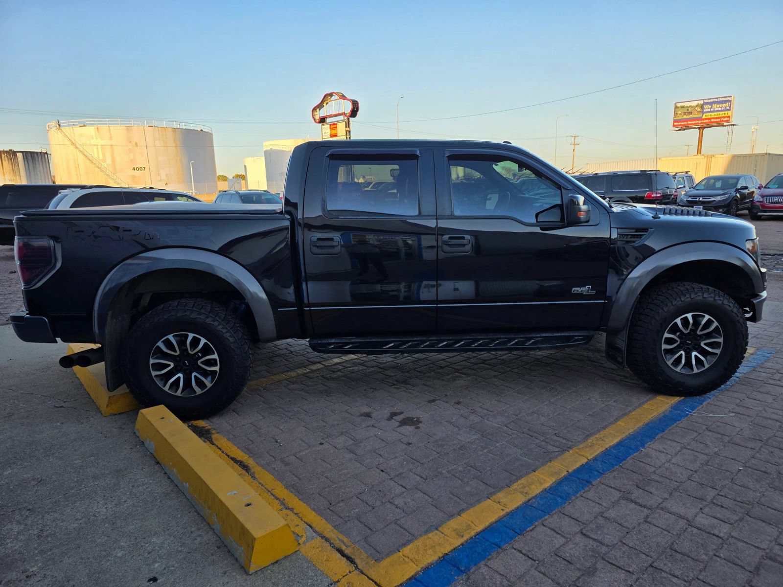 Used 2013 Ford F150 Raptor w/ SVT Exterior Graphics Pkg AWD/4WD image 4
