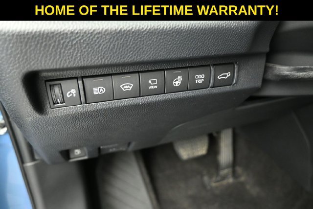 Used 2023 Toyota RAV4 XSE AWD/4WD image 16