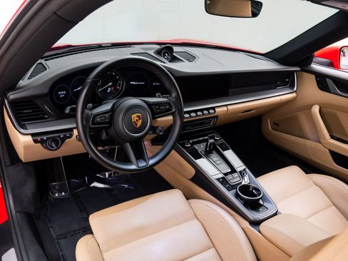 Used 2022 Porsche 911 Carrera image 11