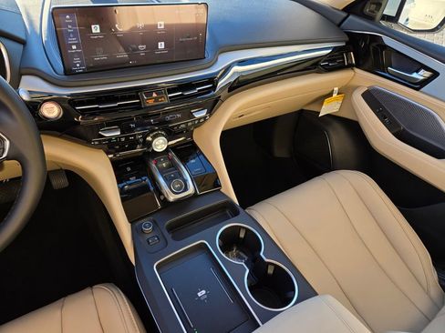 New 2026 Acura MDX SH-AWD image 17
