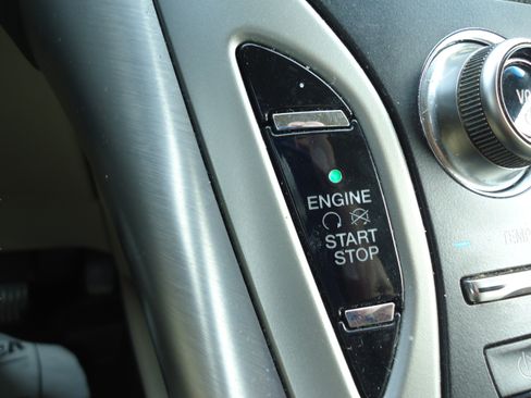 Used 2019 Lincoln Nautilus FWD image 19
