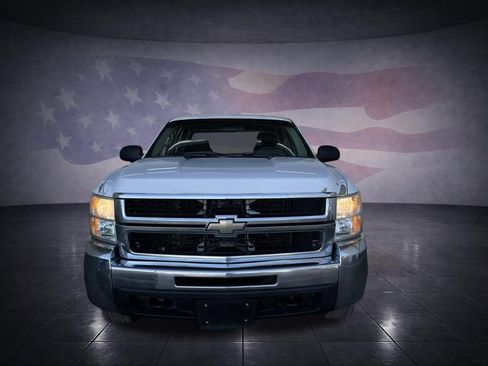 Used 2010 Chevrolet Silverado 2500 W/T image 8