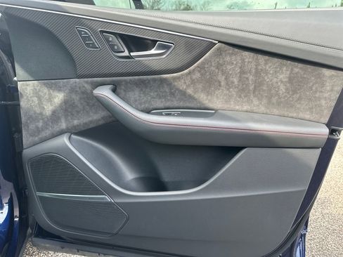 Used 2022 Audi RS Q8 w/ Carbon Optic Package image 39