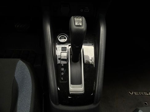Used 2025 Nissan Versa SV FWD image 24