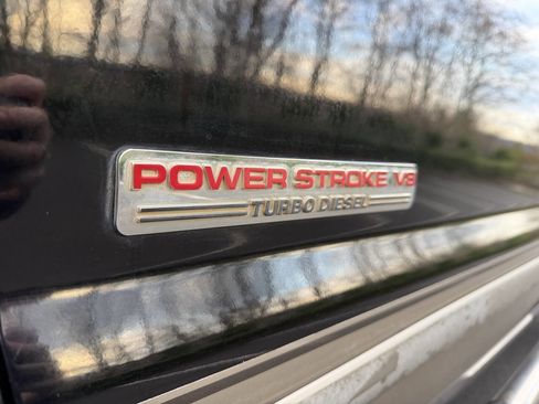 Used 2003 Ford F350 Lariat image 28