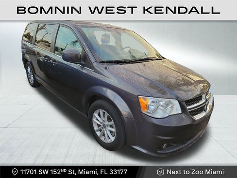 Used 2020 Dodge Grand Caravan SXT image 1