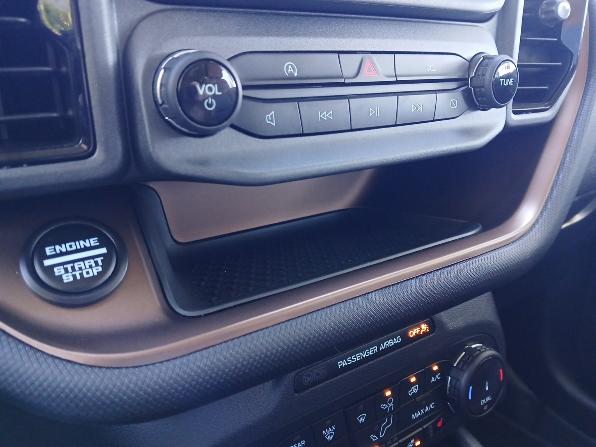 Used 2024 Ford Bronco Sport Badlands w/ Premium Package AWD/4WD image 36