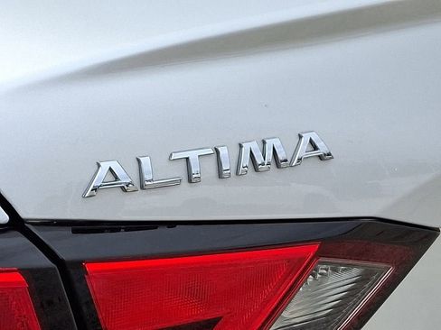 Used 2019 Nissan Altima 2.5 SR image 32