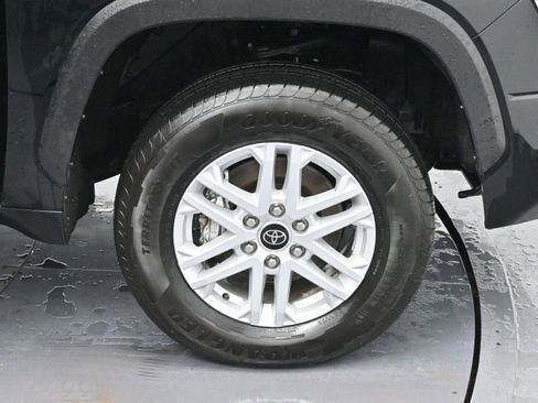 Used 2023 Toyota Tundra SR5 image 32