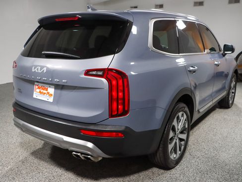 Used 2022 Kia Telluride S FWD image 7