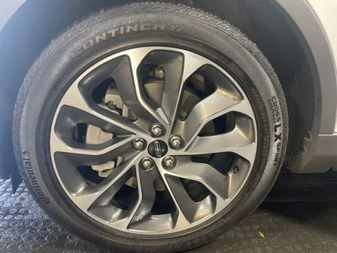 Used 2021 Lincoln Nautilus Reserve AWD/4WD image 25