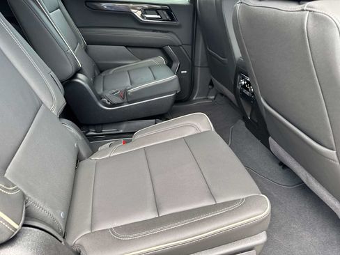 Used 2026 GMC Yukon XL Elevation AWD/4WD image 14