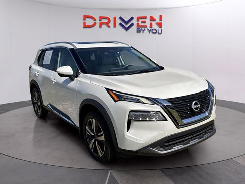 Used 2023 Nissan Rogue SL w/ SL Premium Package FWD image 7