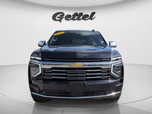 Used 2025 Chevrolet Tahoe Premier AWD/4WD image 2