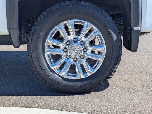 Certified 2020 GMC Sierra 3500 Denali w/ Denali Ultimate Package AWD/4WD image 46