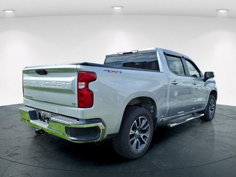 Used 2022 Chevrolet Silverado 1500 LT image 3