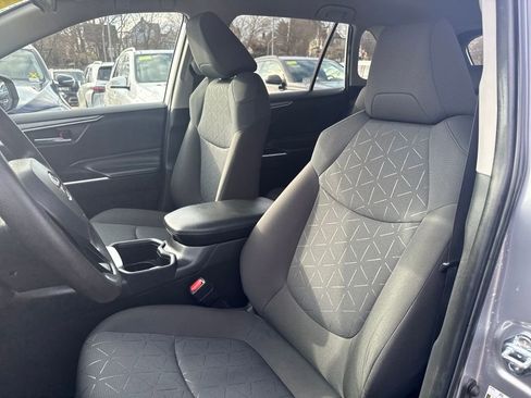 Used 2023 Toyota RAV4 XLE image 13