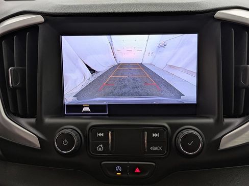 Used 2024 GMC Terrain SLT AWD/4WD image 11