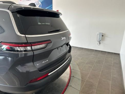 Used 2023 Jeep Grand Cherokee L Laredo w/ Trailer Tow Group (B) AWD/4WD image 5