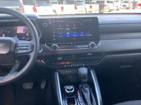 Used 2024 Chevrolet Colorado Trail Boss w/ Technology Package image 7