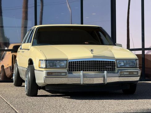 Used 1989 Cadillac De Ville Sedan FWD image 18