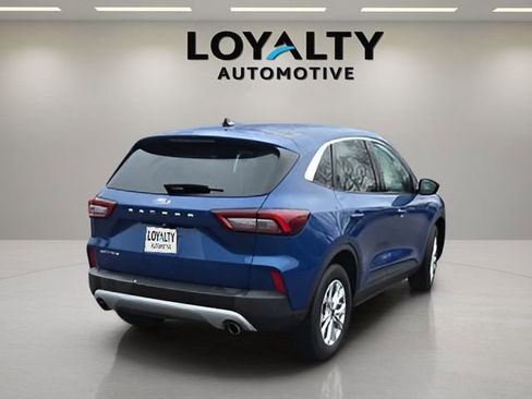 Used 2023 Ford Escape Active w/ Cold Weather Package image 5