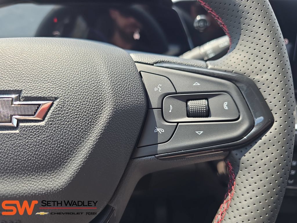 New 2026 Chevrolet Trax RS w/ Driver Confidence Package FWD image 18