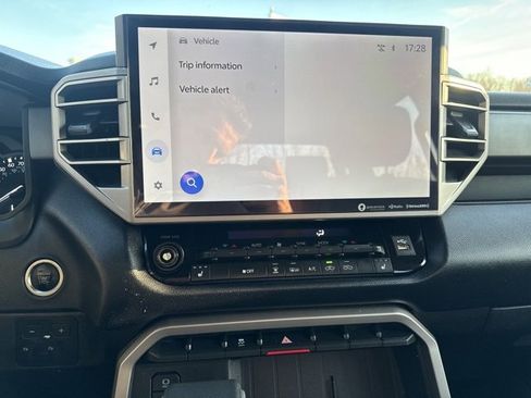 Used 2022 Toyota Tundra SR5 image 20