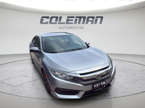 Used 2017 Honda Civic EX image 2