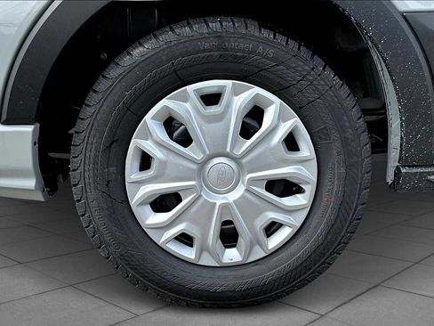 New 2025 Ford Transit 350 XLT image 9