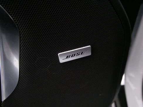 Used 2023 GMC Yukon SLT image 15