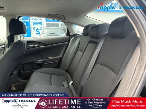 Used 2018 Honda Civic EX image 5