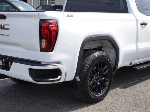 Used 2023 GMC Sierra 1500 Pro w/ Graphite Edition AWD/4WD image 11