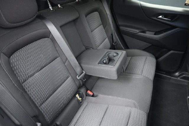 Used 2025 Chevrolet Equinox LT FWD image 46
